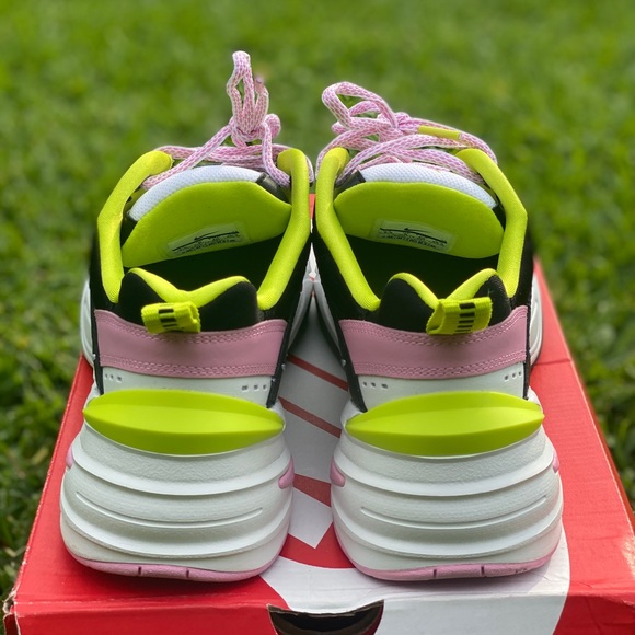 Nike Shoes - Picture 5 of 7